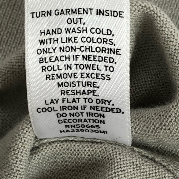 Halogen Beige Geometric Sequin Button Cardigan XS - Picture 5 of 8